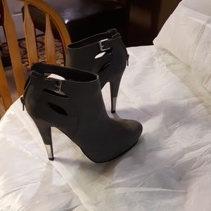 Ankle boots